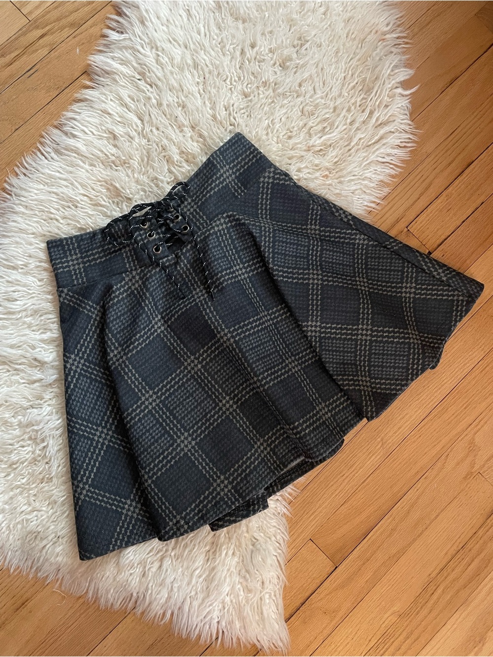 Plaid Lace-Up A-Line Skirt in Dark Gray